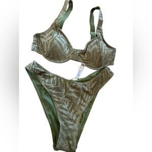 NWT Berlook bikini set GREEN Size S